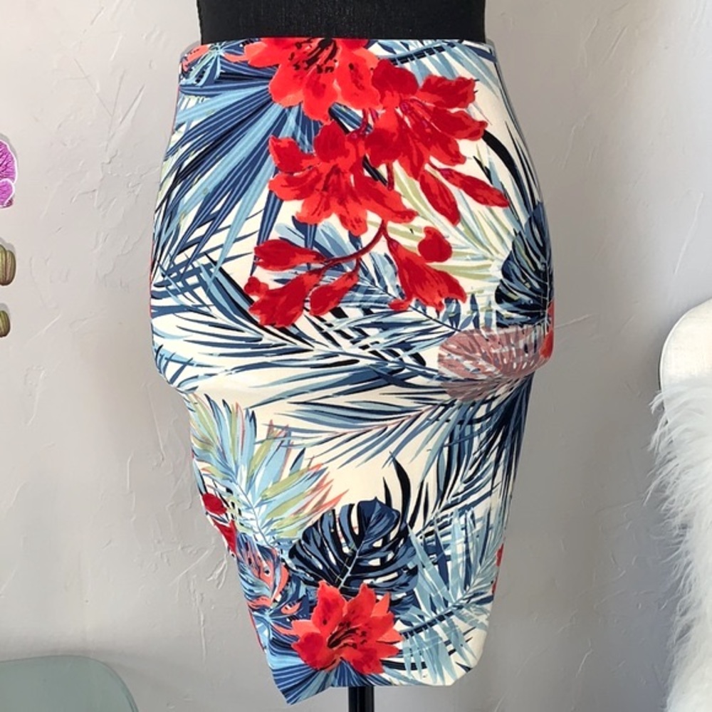 Seduction Floral Tropical Mini Skirt - Picture 2 of 7